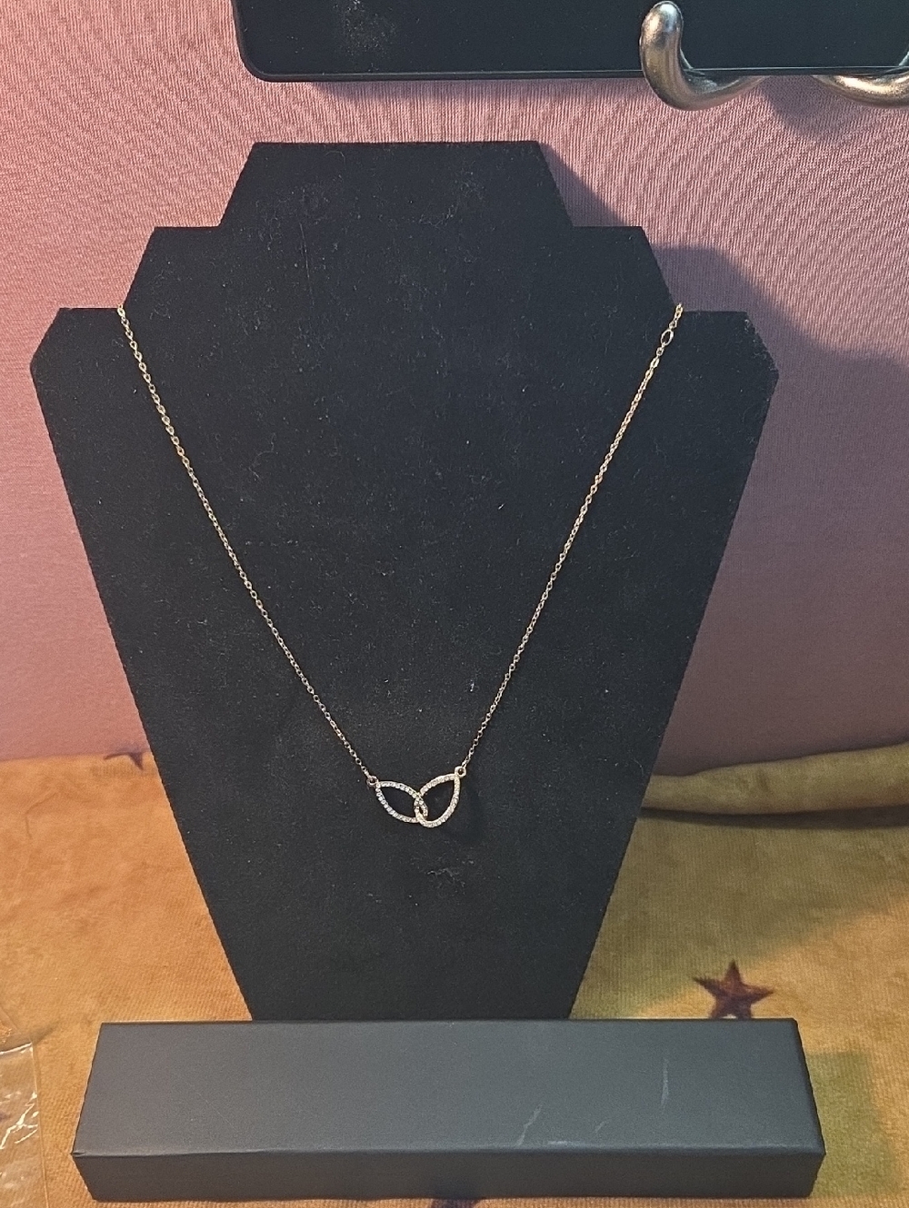 Interlocking Loop Necklace in Gold with Pavé Detail